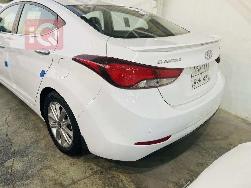 هیوندای ئەلەنترا